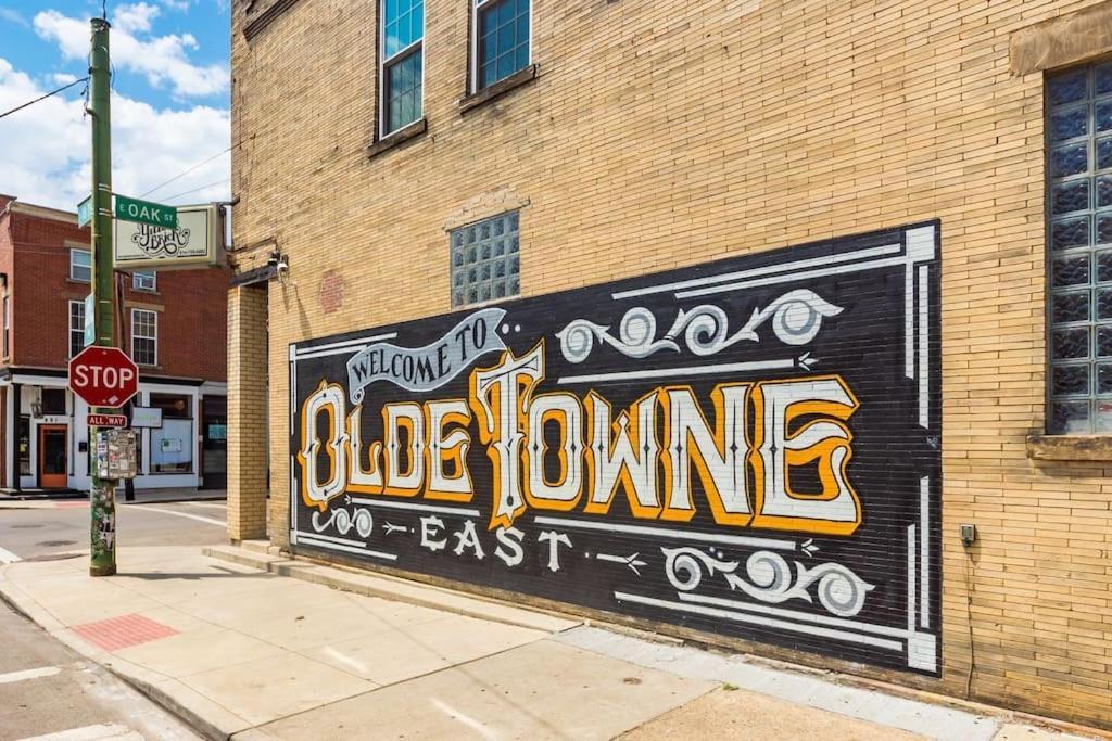 Loft With Pool Table! Pet-friendly Haven! * Columbus